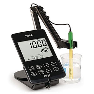 edge laboratory conductivity meter. HI2030
